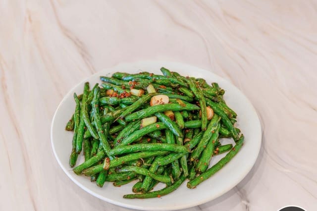 Dry sautéed string beans (dinner) / 干煸四季豆(晚).
