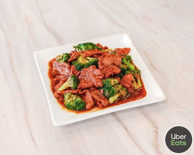 Beef with broccoli (lunch) / 芥兰牛肉(午).